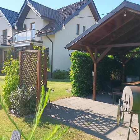Villa Cork Дембки Экстерьер фото