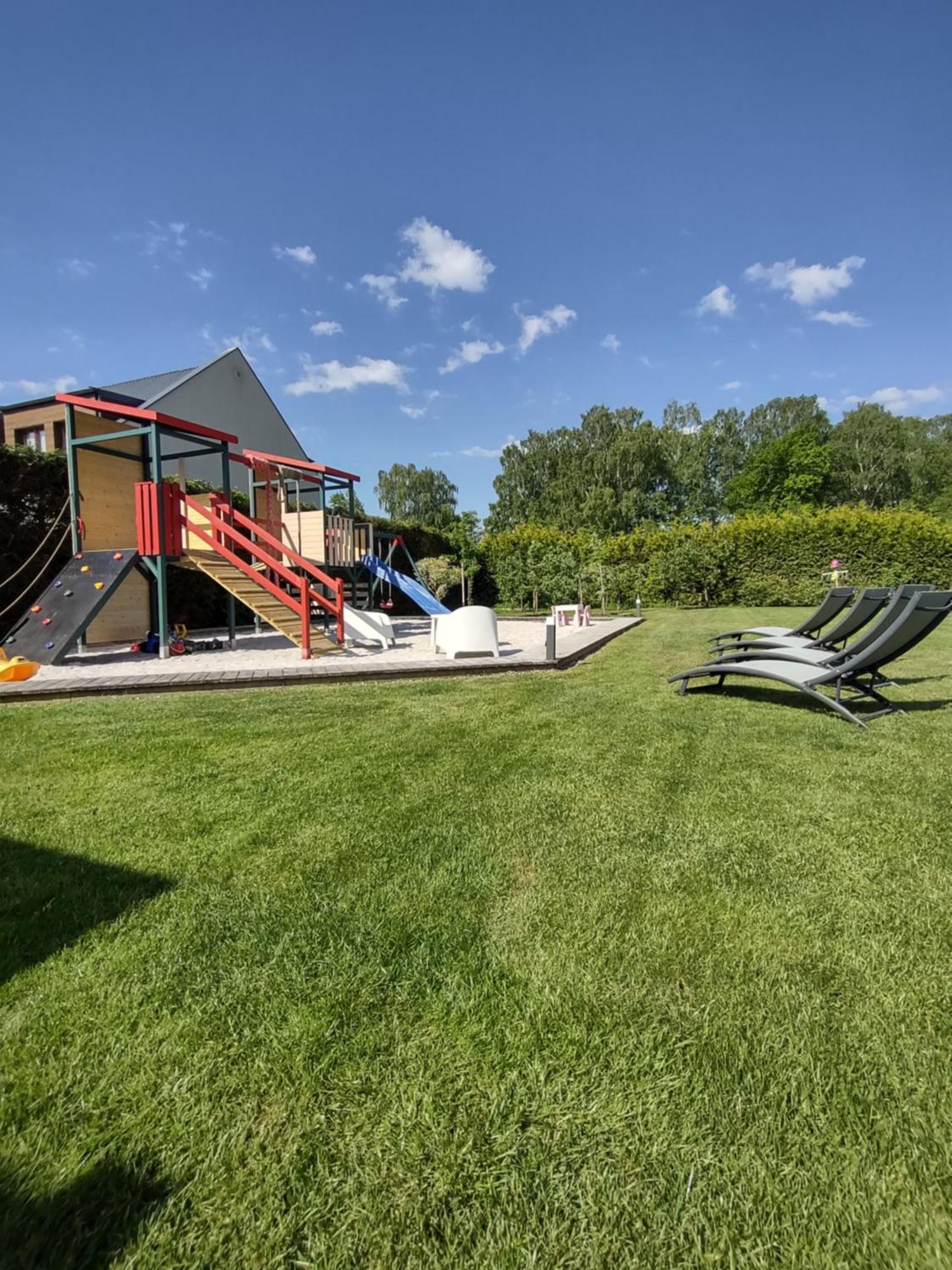 Villa Cork Дембки Экстерьер фото